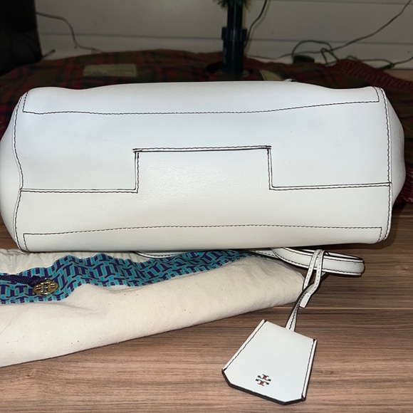 Tory Burch Parker Ivory Mango Large Tote - Picture 6 of 16